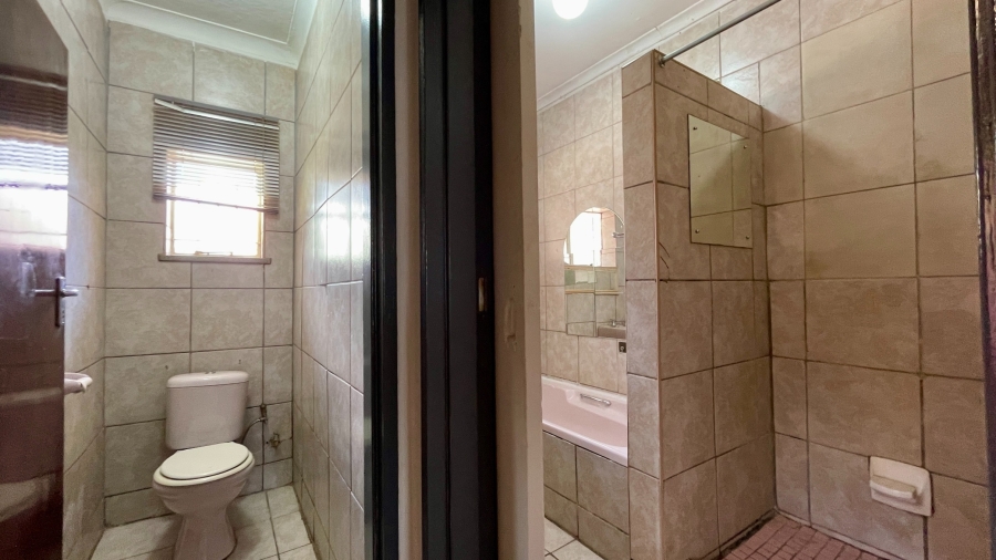 3 Bedroom Property for Sale in Stilfontein Ext 4 North West